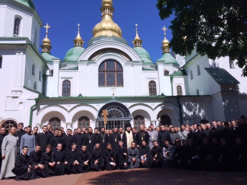 З семінаристами-паломниками УГКЦ секретом щастя поділився Єпископ Йосиф (Мілян).ФОТО З семінаристами-паломниками УГКЦ секретом щастя поділився Єпископ Йосиф (Мілян).ФОТО